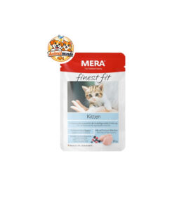 Amity Premium Salmon & Rice pour chat est un aliment complet et hautement équilibré formulé pour les chats adultes de toutes races. Cette recette savoureuse met à l'honneur le saumon, apportant des protéines d'excellente qualité et une forte concentration naturelle en acides gras Oméga-3 et Oméga-6. Elle est idéale pour prendre soin de la sensibilité digestive des chats tout en assurant une barrière cutanée saine et un pelage extrêmement doux et brillant. Avantages : Pelage Éclatant : Les huiles de saumon nourrissent le poil en profondeur. Haute Appétence : Le goût naturel du saumon stimule l'appétit des chats exigeants. Digestion Douce : Le riz aide à maintenir un transit intestinal stable. Taurine Incluse : Protège la fonction cardiaque et la vision de votre félin.
