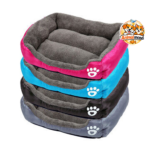 Un coussin ultra-confortable et chaleureux qui offre à votre chat ou chien un espace de repos douillet en toute saison.