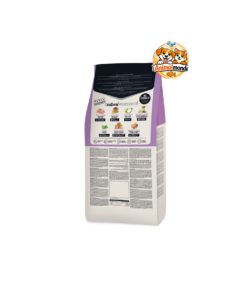Une nutrition spécialement pensée pour les chats stérilisés afin de préserver leur forme et leur vitalité.